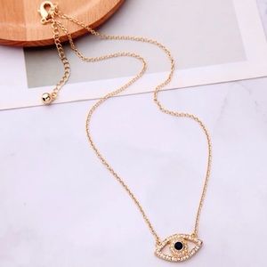 ✨BRAND NEW✨ Evil Eye Pendant Necklace